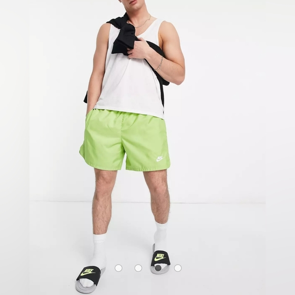 Nike Sport Essentials lined woven shorts in green - Picture 3 of 16